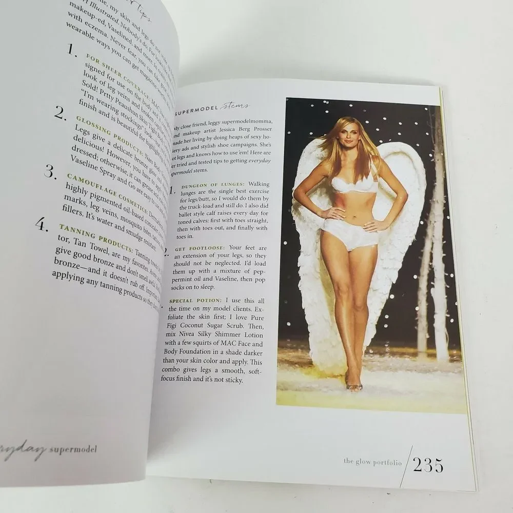 The Everyday‎ Supermodel Book Beauty Fashion Wellness Secrets by Molly Sims